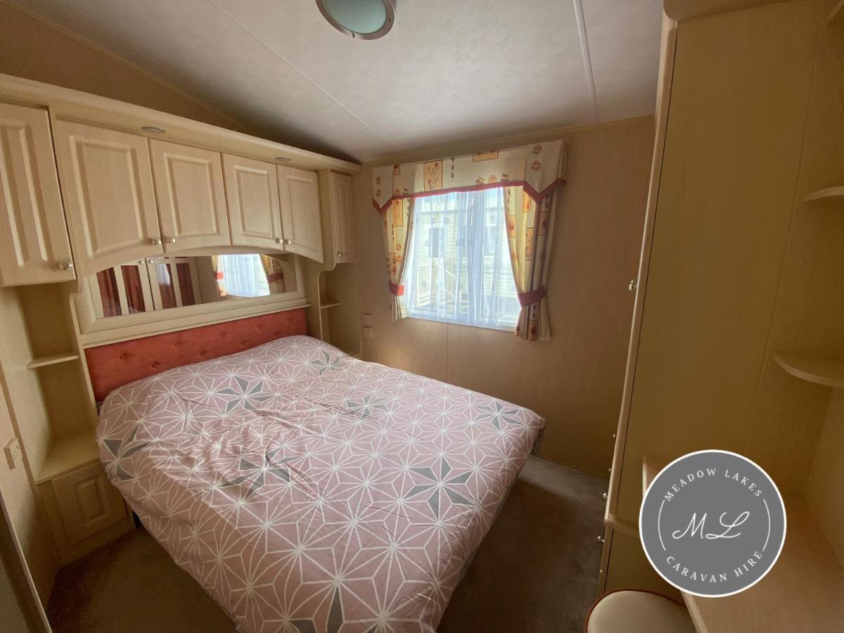 Coral Beach - Row 73 Van 2, Central Heating, Wifi, Bed Linen - Meadow Lakes Caravan & Lodge Hire Ingoldmells Exteriör bild